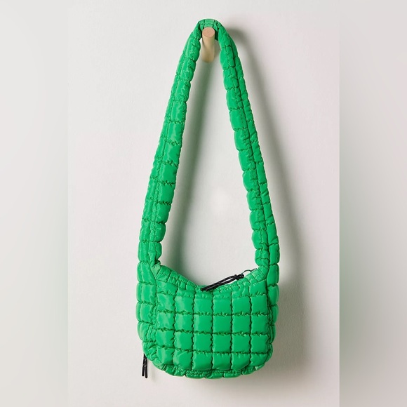 NWT FREE PEOPLE MOVEMENT Quilted Baby Carryall Sling Bag | Kelly Green MSRP $58 - Picture 2 of 11